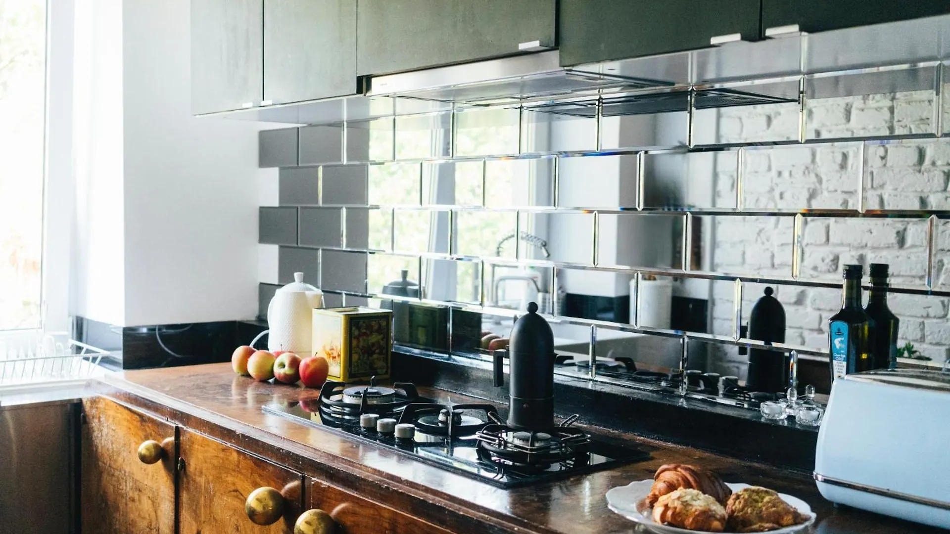 Amazing Apartment In Old Mokotow Varşova